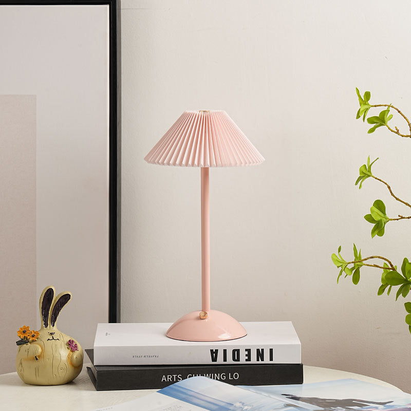 Lámpara de mesa recargable Delisa con pantalla plisada – rosa