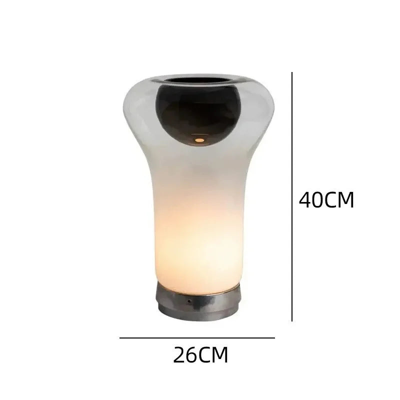 Lámpara de mesa de vidrio Etria – medidas 26 × 40 cm