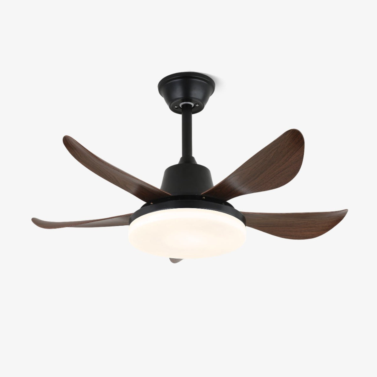 Ventilador de techo con luz Carvela en un dormitorio contemporáneo – imagen 4