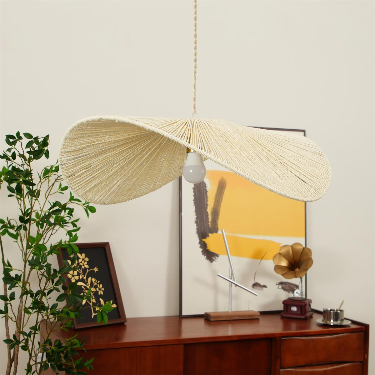 Lámpara colgante sombrero de cuerda Alabrisa – en beige