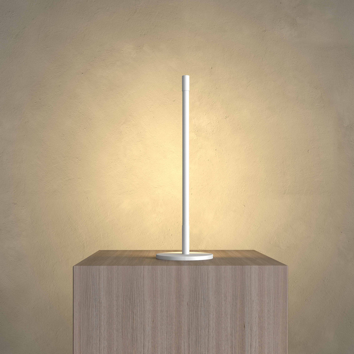 Lámpara de mesa LED lineal Esbela – acabado blanco