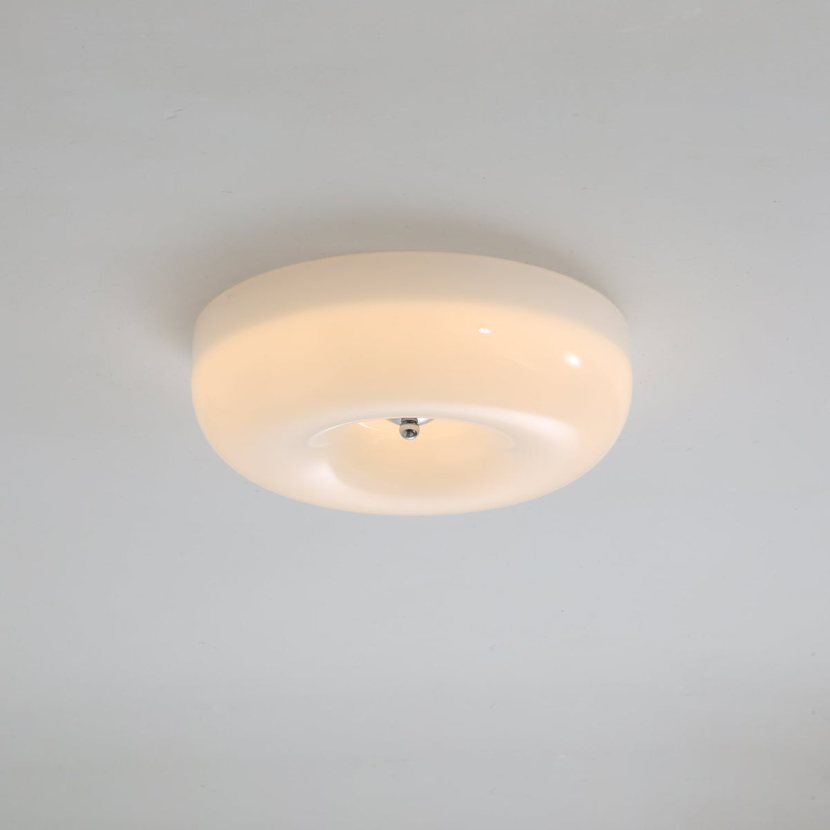 Plafón LED de cristal en espiral Caracol en un dormitorio acogedor – imagen 9