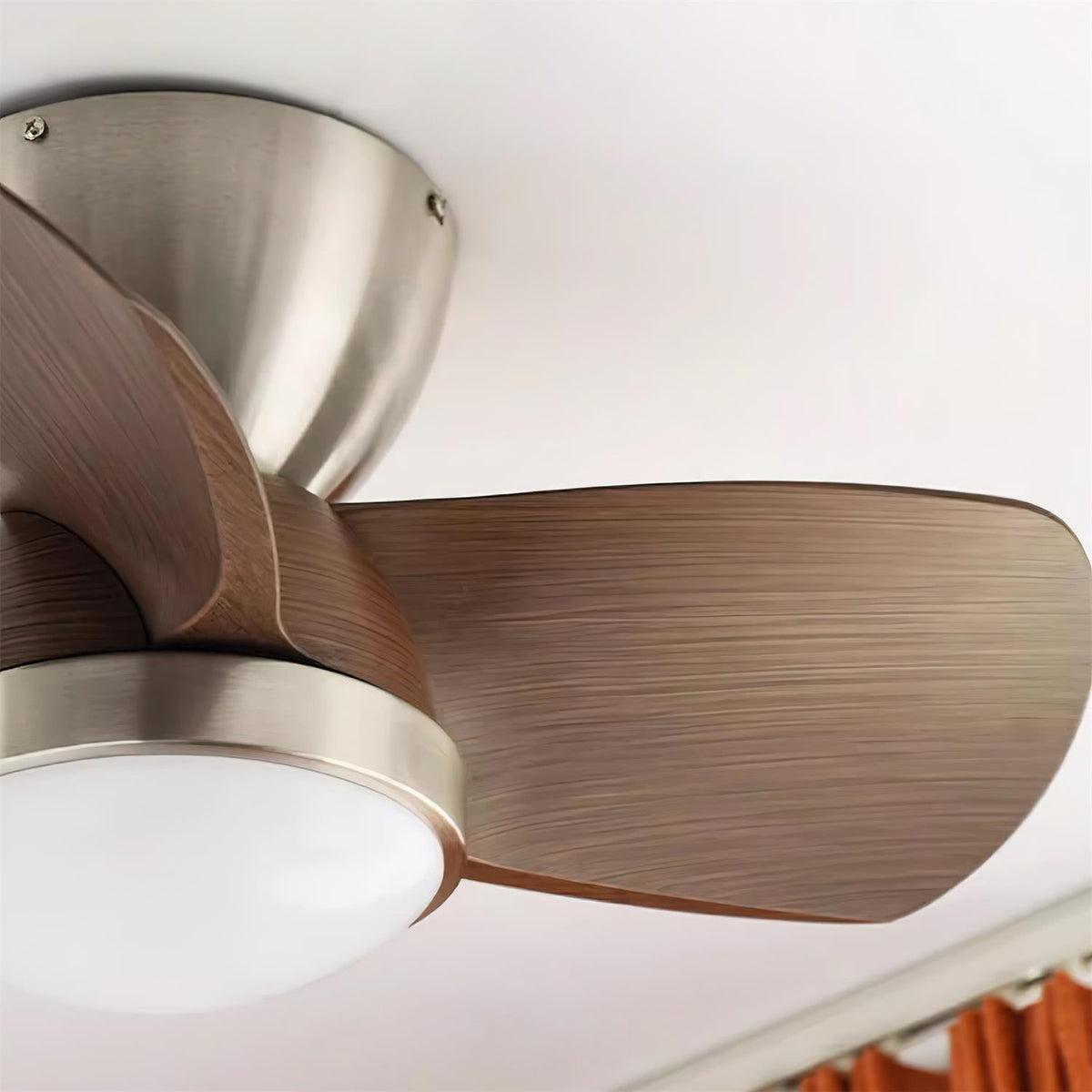 Ventilador de techo con luz Gavela en un dormitorio moderno – imagen 17