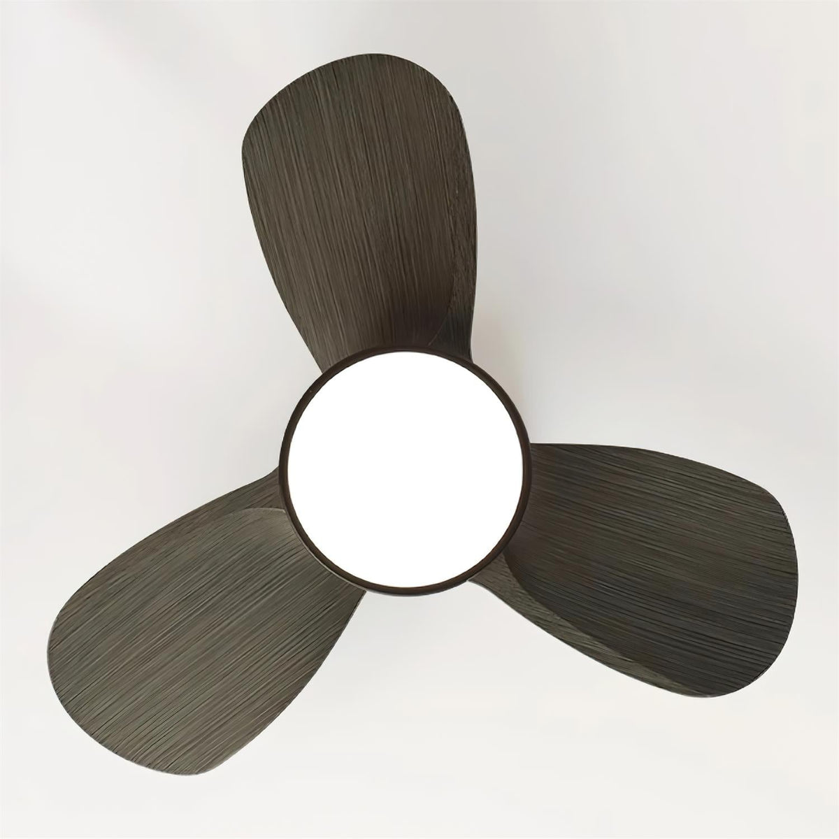 Ventilador de techo con luz Gavela en un dormitorio moderno – imagen 12