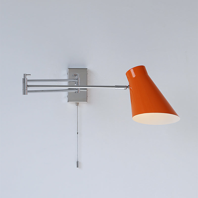Aplique de pared con brazo extensible Kurela – pantalla naranja de frente