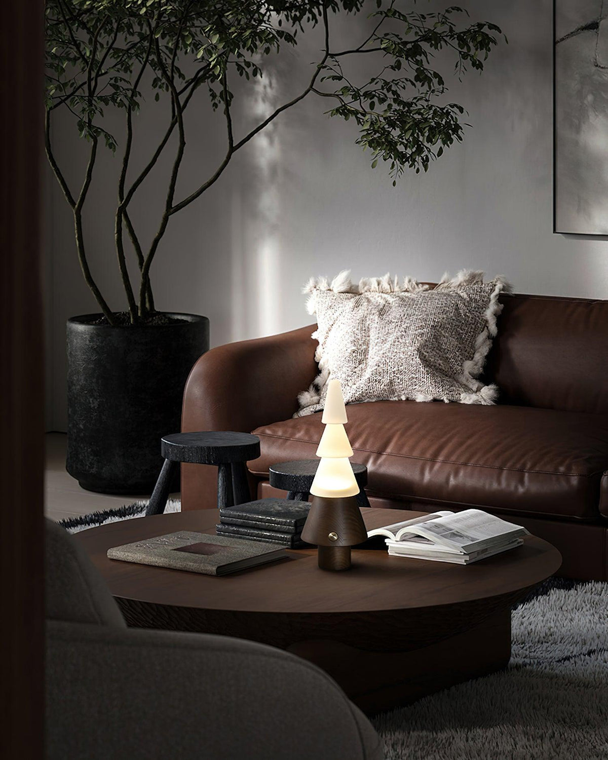 Lámpara de mesa recargable en forma de árbol Abeta en un salón acogedor – imagen 10