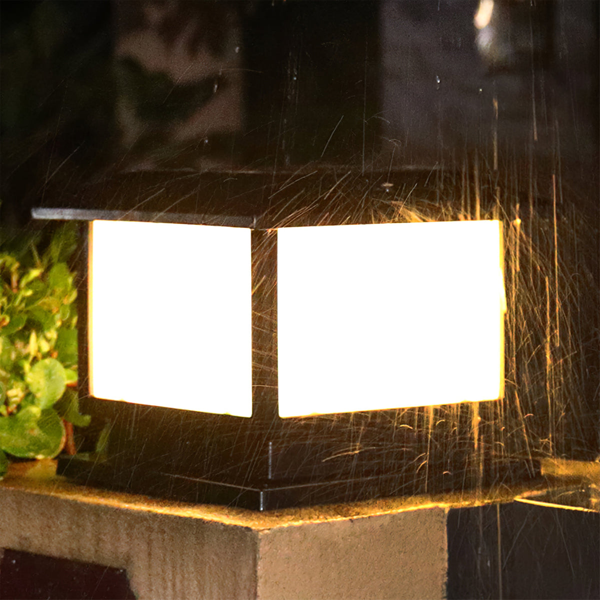 Lámpara solar de exterior tipo farol Columa sobre un pilar del jardín – imagen 14