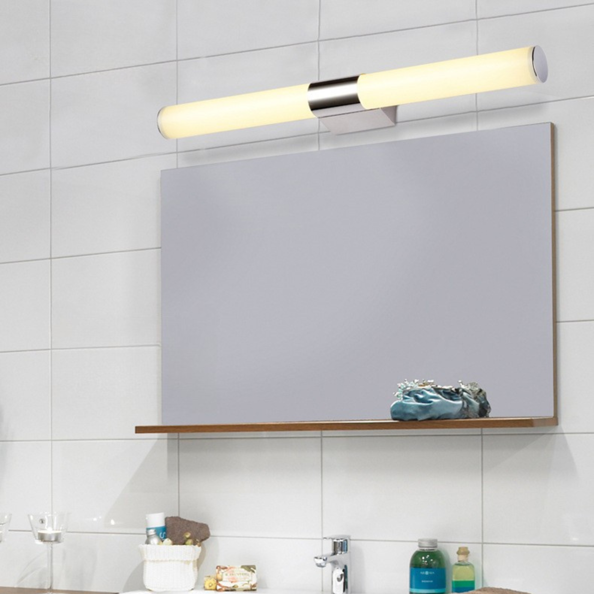 LuminaNova - Lámpara de Pared LED Moderna y Eficiente en Energía