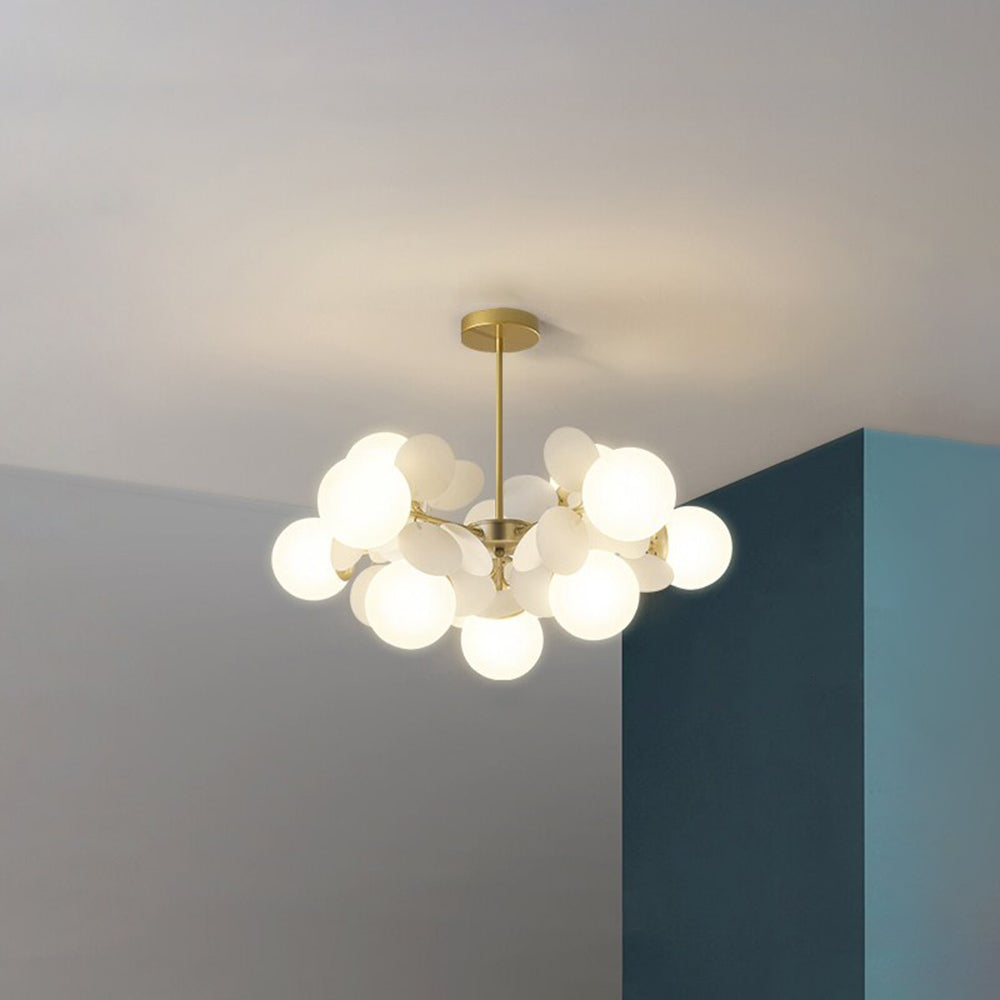 Lámpara de araña de ramas Folvia – de 10 luces y Ø 67 cm en blanco
