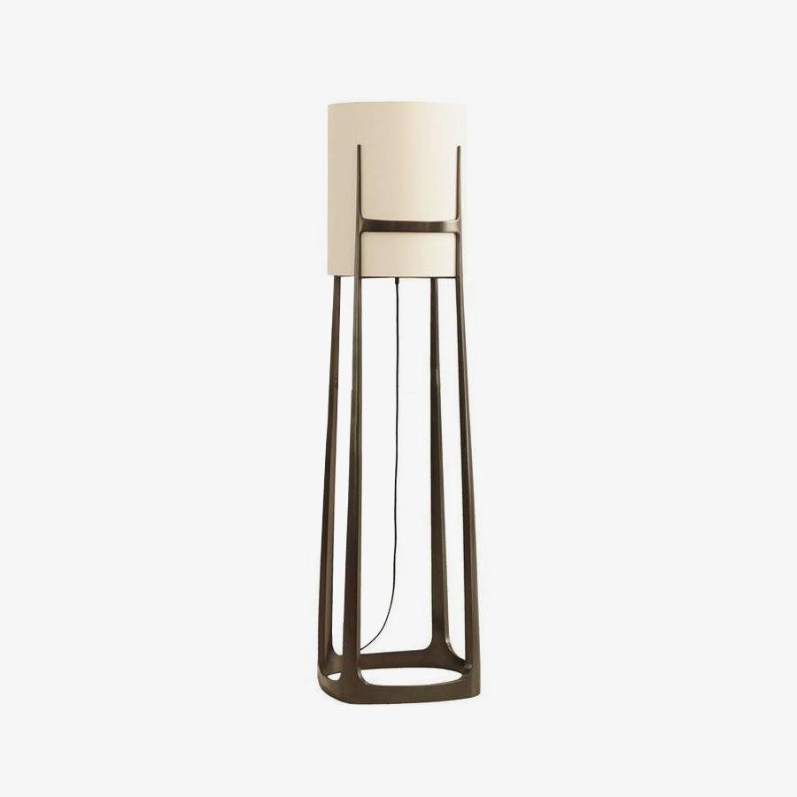 Lámpara de pie con pantalla de tela blanca y marco de bronce Elbora – sobre fondo blanco