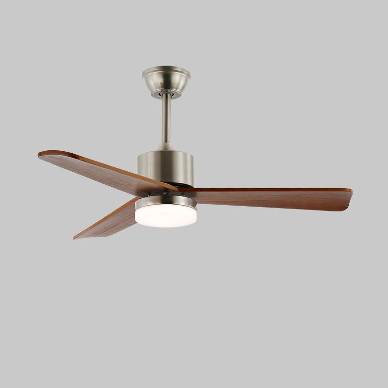 Ventilador de techo con luz Brisel en un salón acogedor – imagen 23