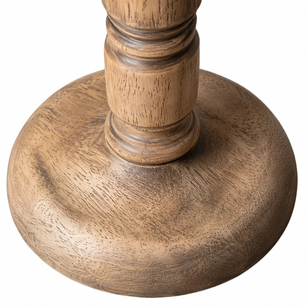 Lámpara de mesita de noche Volantina – detalle de la base de madera