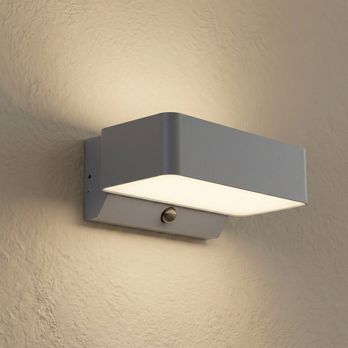 Aplique de pared exterior LED Vigenta con sensor – vista principal