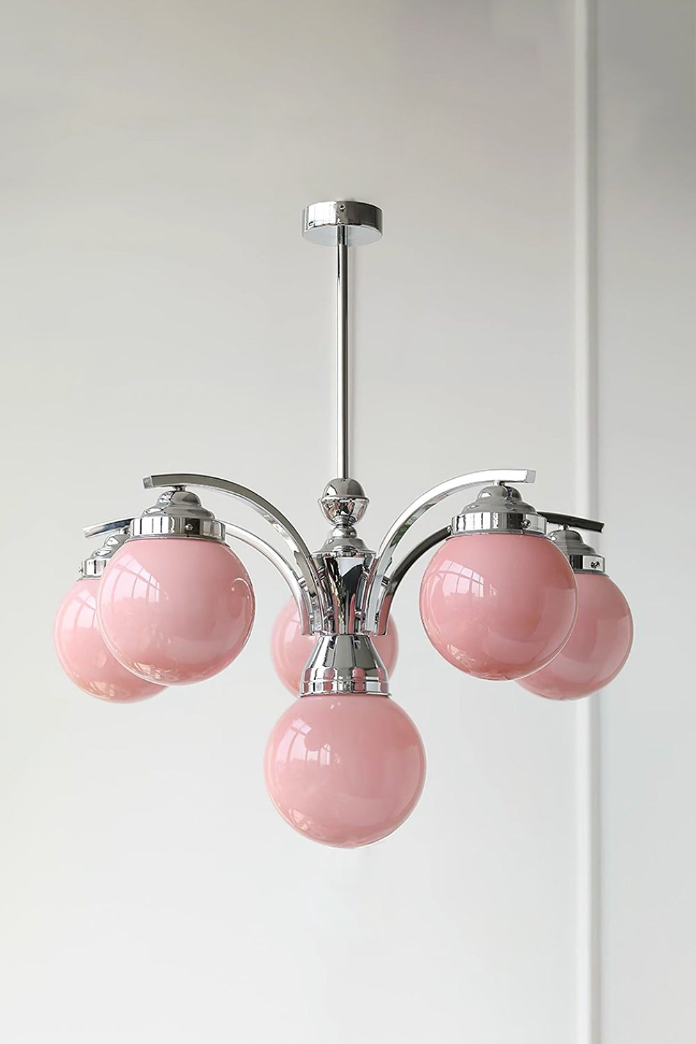 Lámpara de araña art déco Decolia – de 6 luces rosa vista lateral