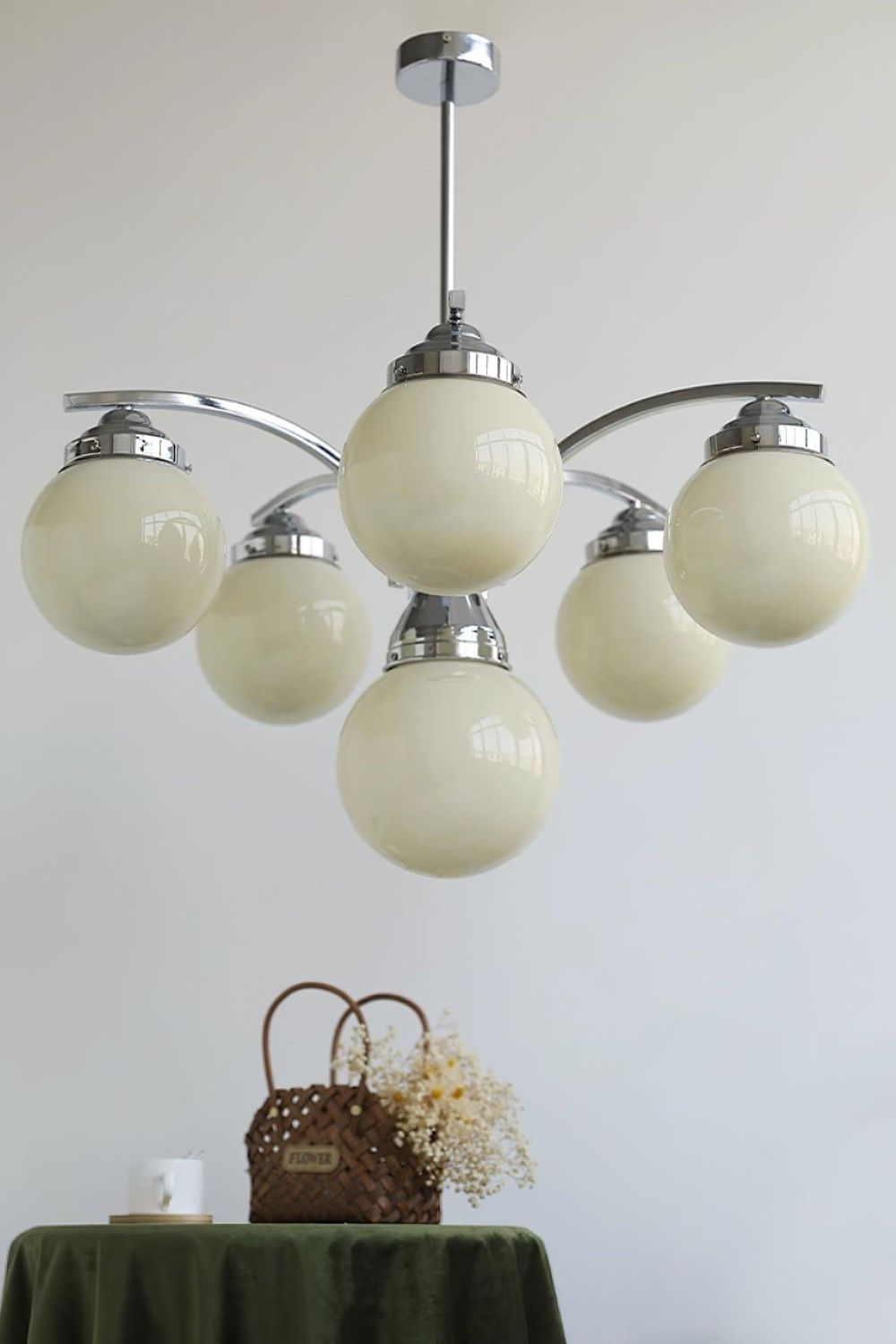 Lámpara de araña art déco Decolia – de 6 luces en cromo y beige