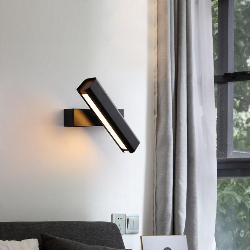 Astroclaro Axis: Aplique de Pared LED Moderno de Metal en Negro/Blanco