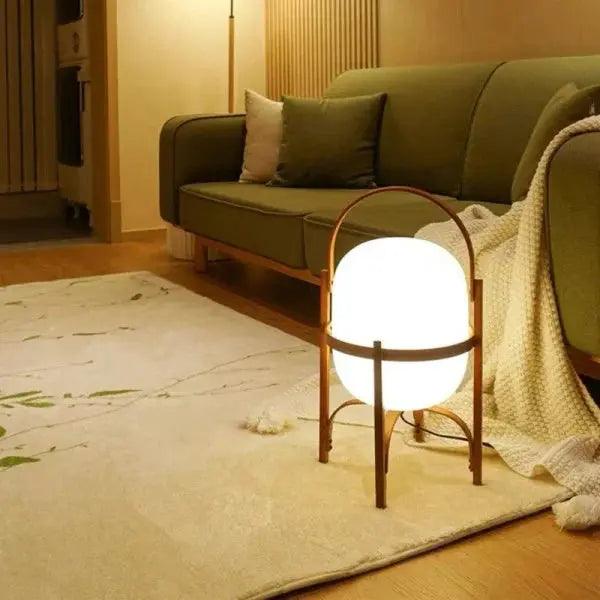 LuzCesta - Lámpara de Mesa de Madera con Elegancia Natural