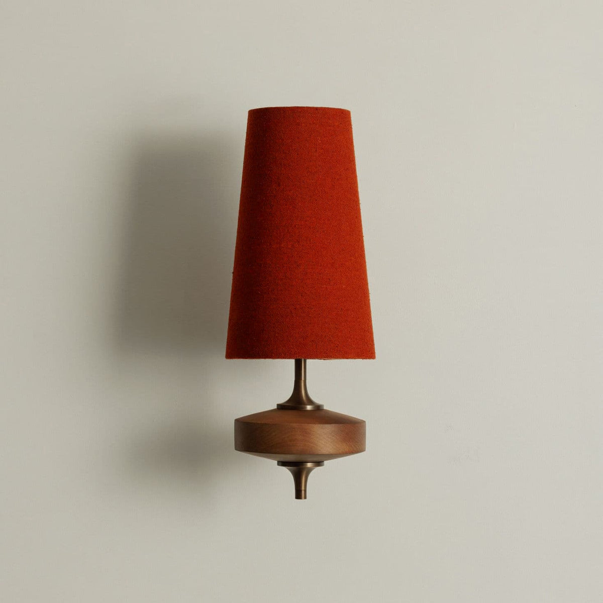 Aplique de pared de nogal Datila – 1 luz, terracota