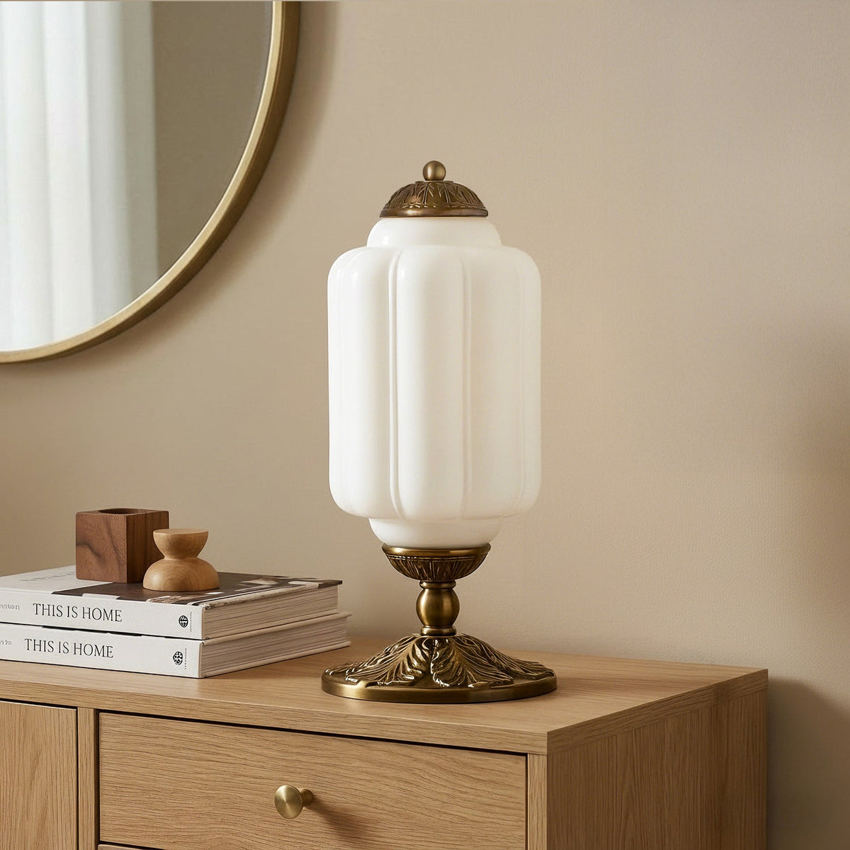 Lámpara de mesa vintage de cristal Brisela – cristal blanco con base de latón