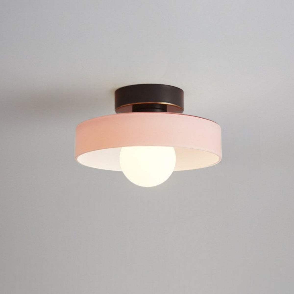 Lámpara de techo Bauhaus Mondela – negro y rosa