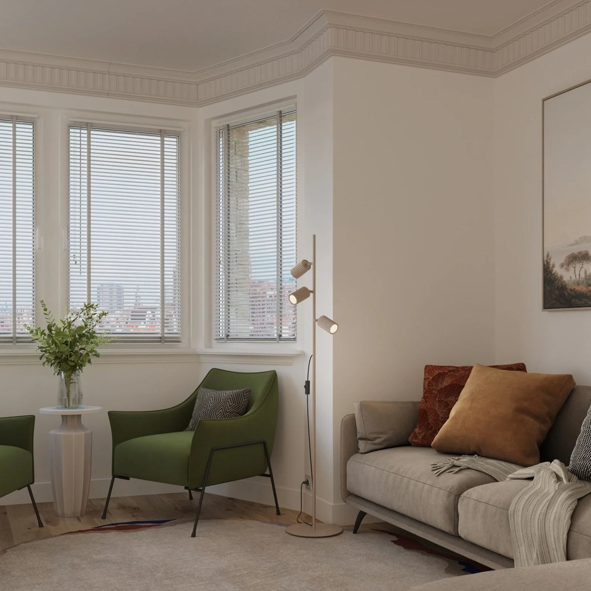 Lámpara de pie con tres focos orientables Kolira – junto a una ventana