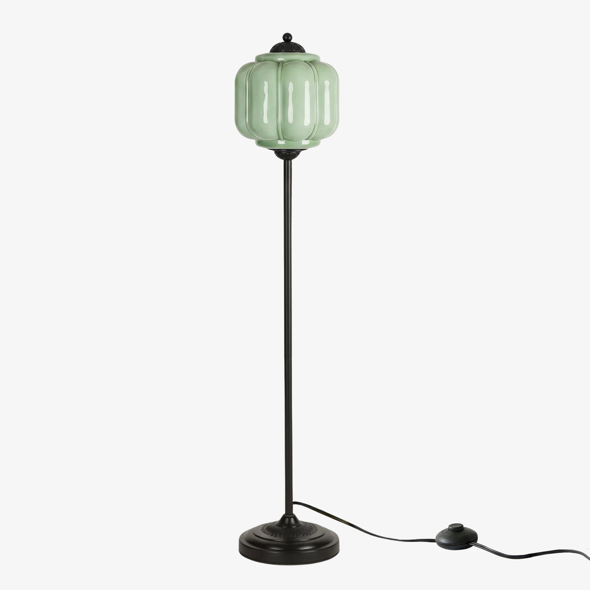 Lámpara de pie retro Tuliana – cristal verde y acabado negro, pantalla de 25 cm