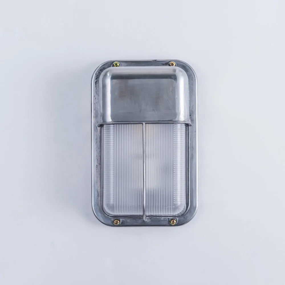 Aplique de pared exterior Marinel – modelo rectangular con visera lisa