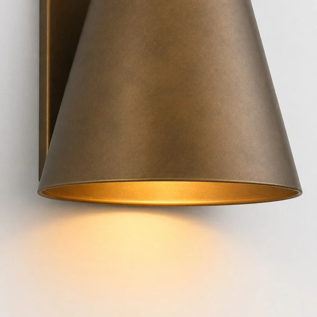 Aplique de pared exterior Jodela – detalle de la pantalla encendida