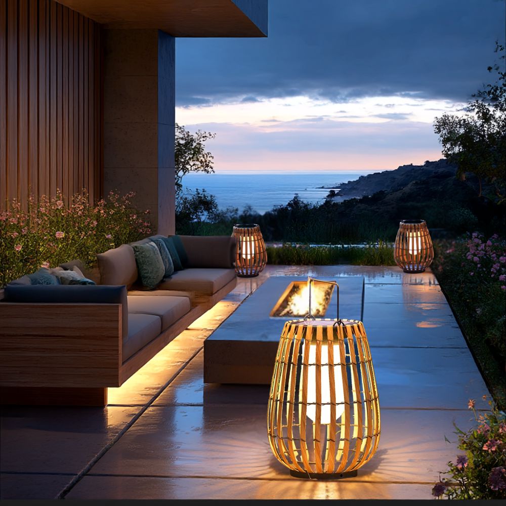 Kiroza - Farol Solar de Exterior de Ratán Natural con Mando a Distancia