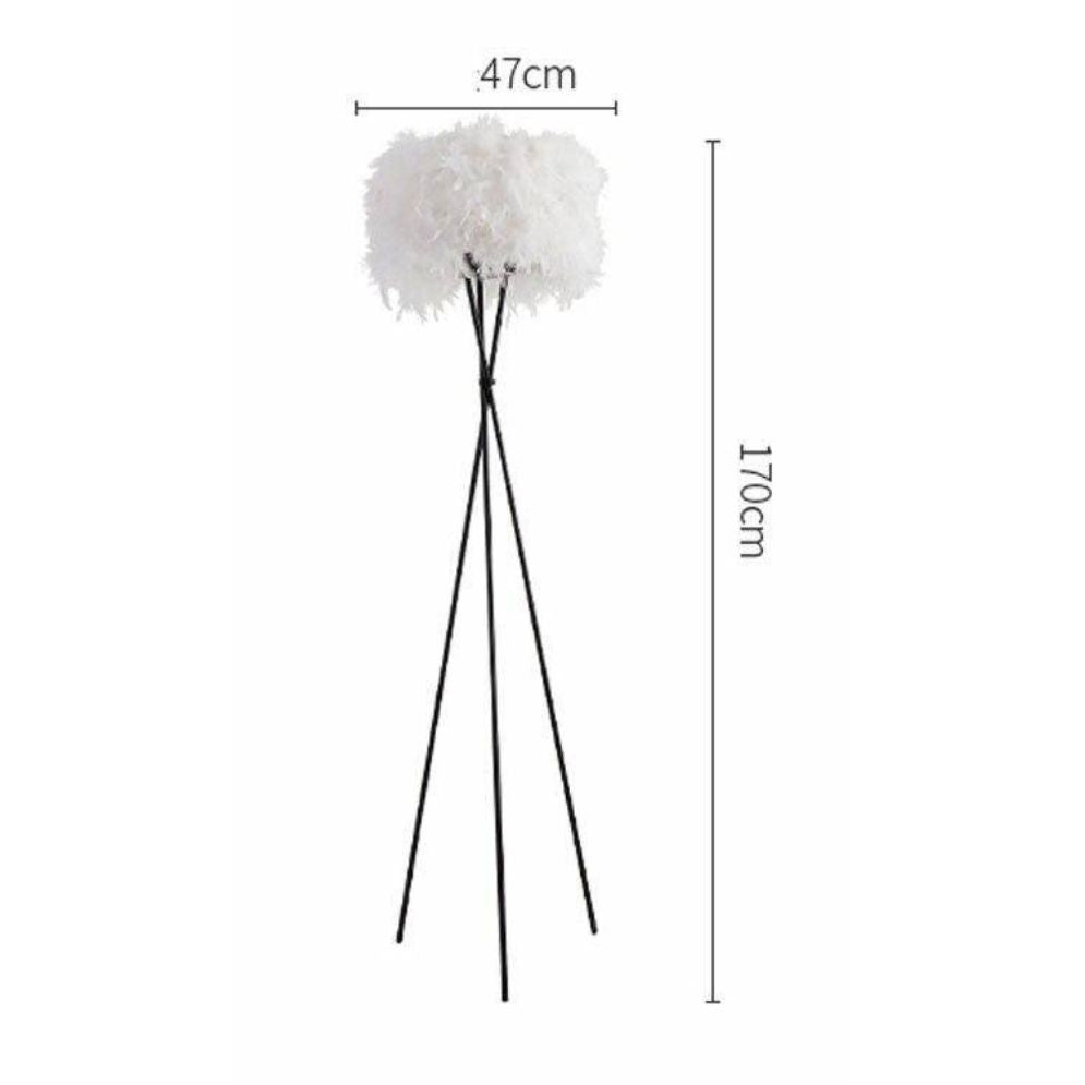 Lámpara de pie de plumas Tiluma con trípode – medidas de 170 cm de altura y 47 cm de ancho