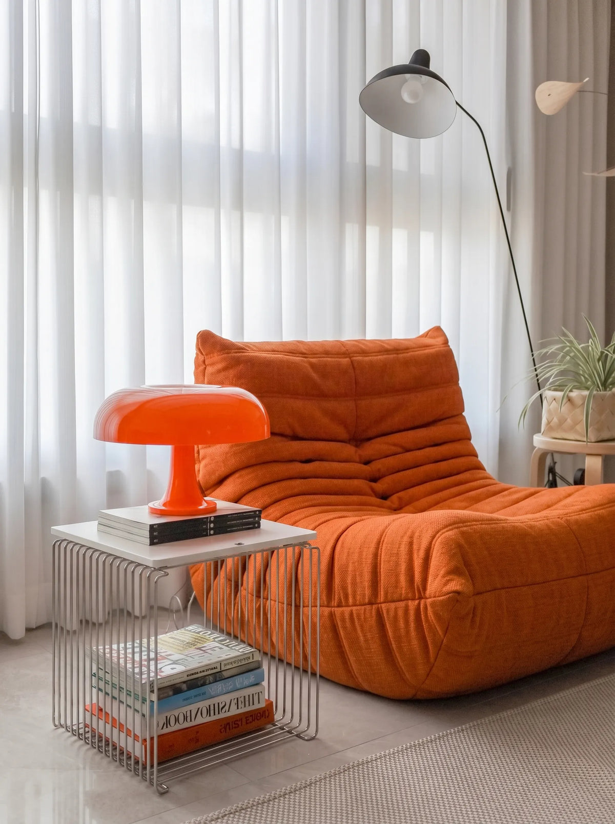 Lámpara de mesa seta retro Rosqueta en un salón luminoso – imagen 10