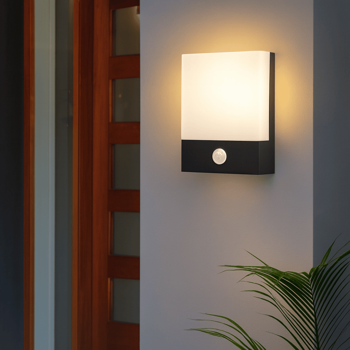 Aplique de pared exterior Nubera – versión con sensor junto a la puerta