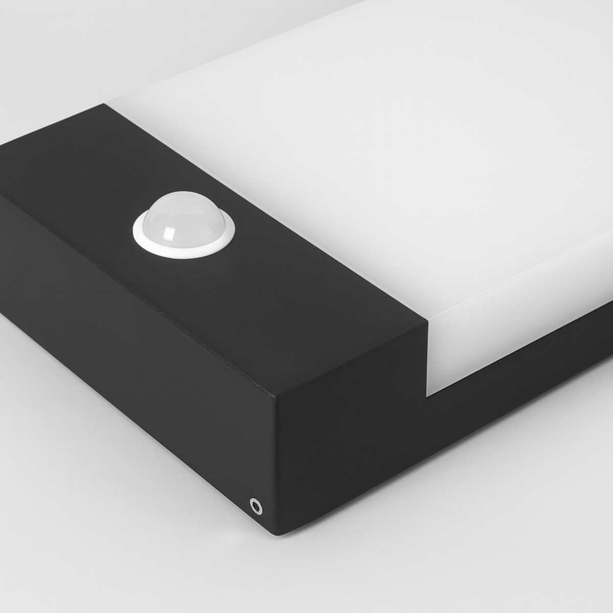 Aplique de pared exterior Nubera – detalle del sensor de movimiento
