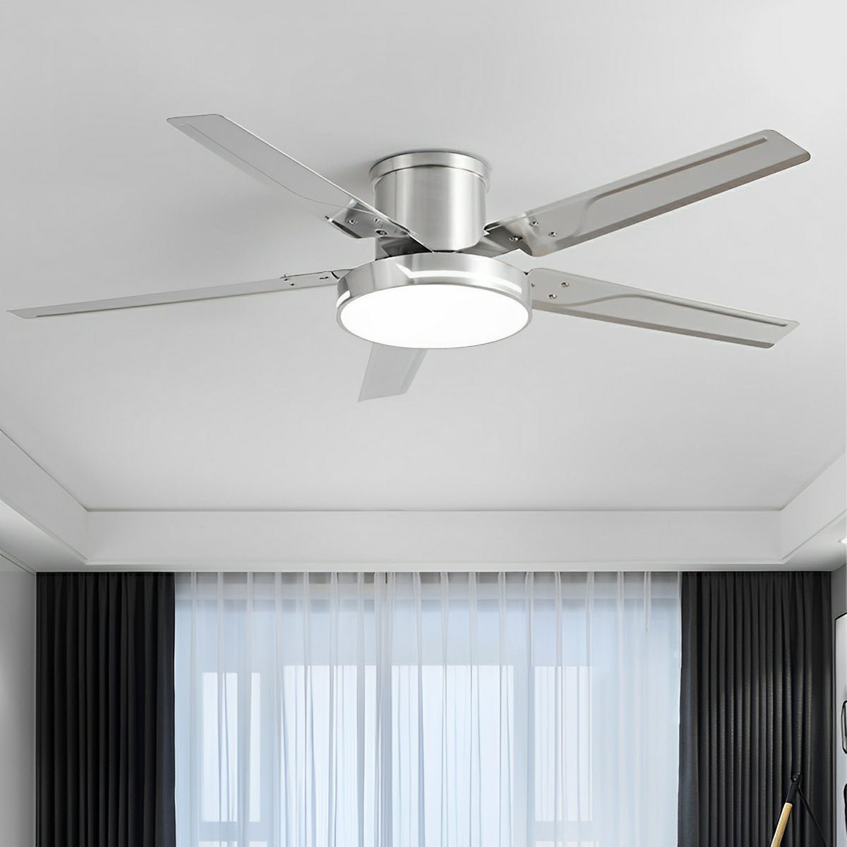 Ventilador de techo con luz Trébela en un salón contemporáneo – imagen 5