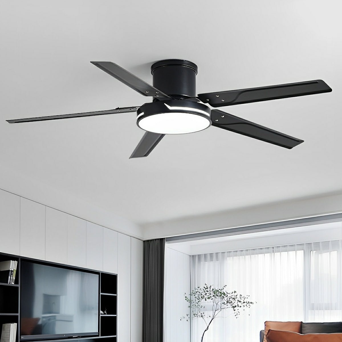 Ventilador de techo con luz Trébela en un salón contemporáneo – imagen 2