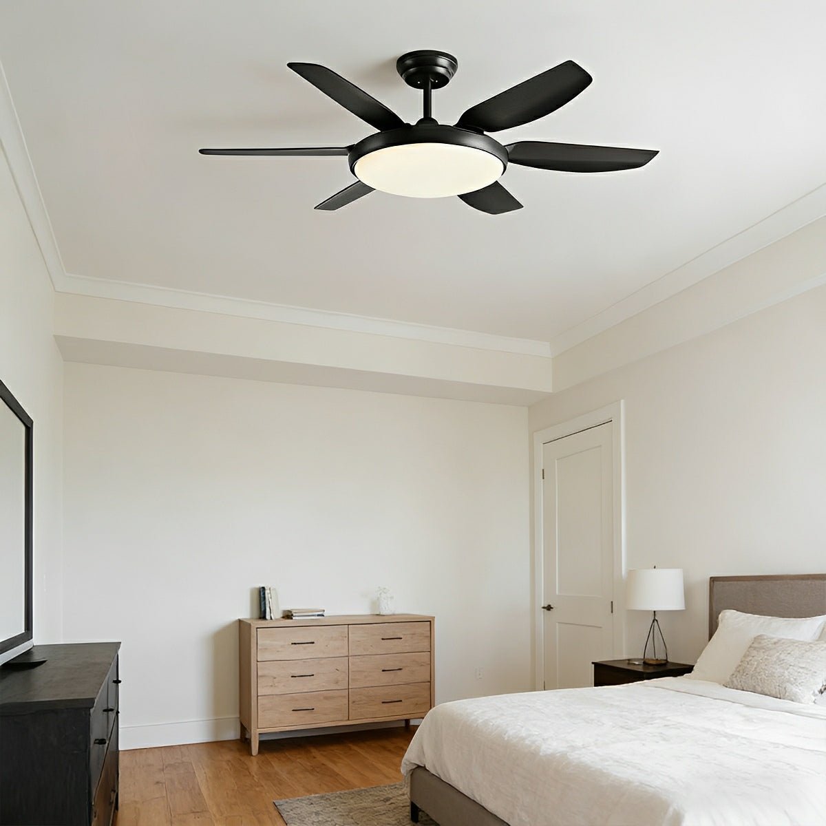Ventilador de techo con luz Gelvira en un salón amplio de estilo nórdico – imagen 7