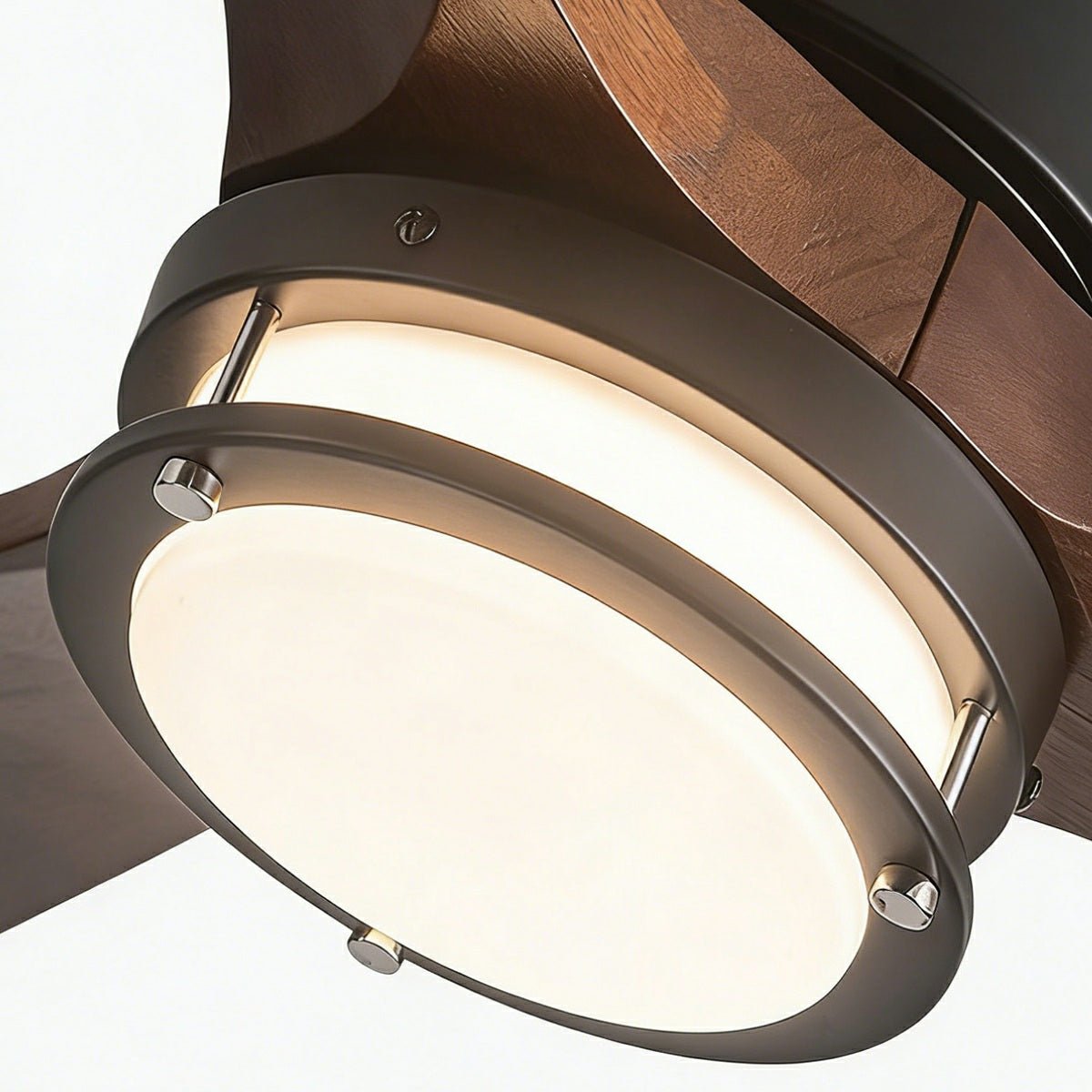 Ventilador de techo con luz Tejora en un salón escandinavo – imagen 6