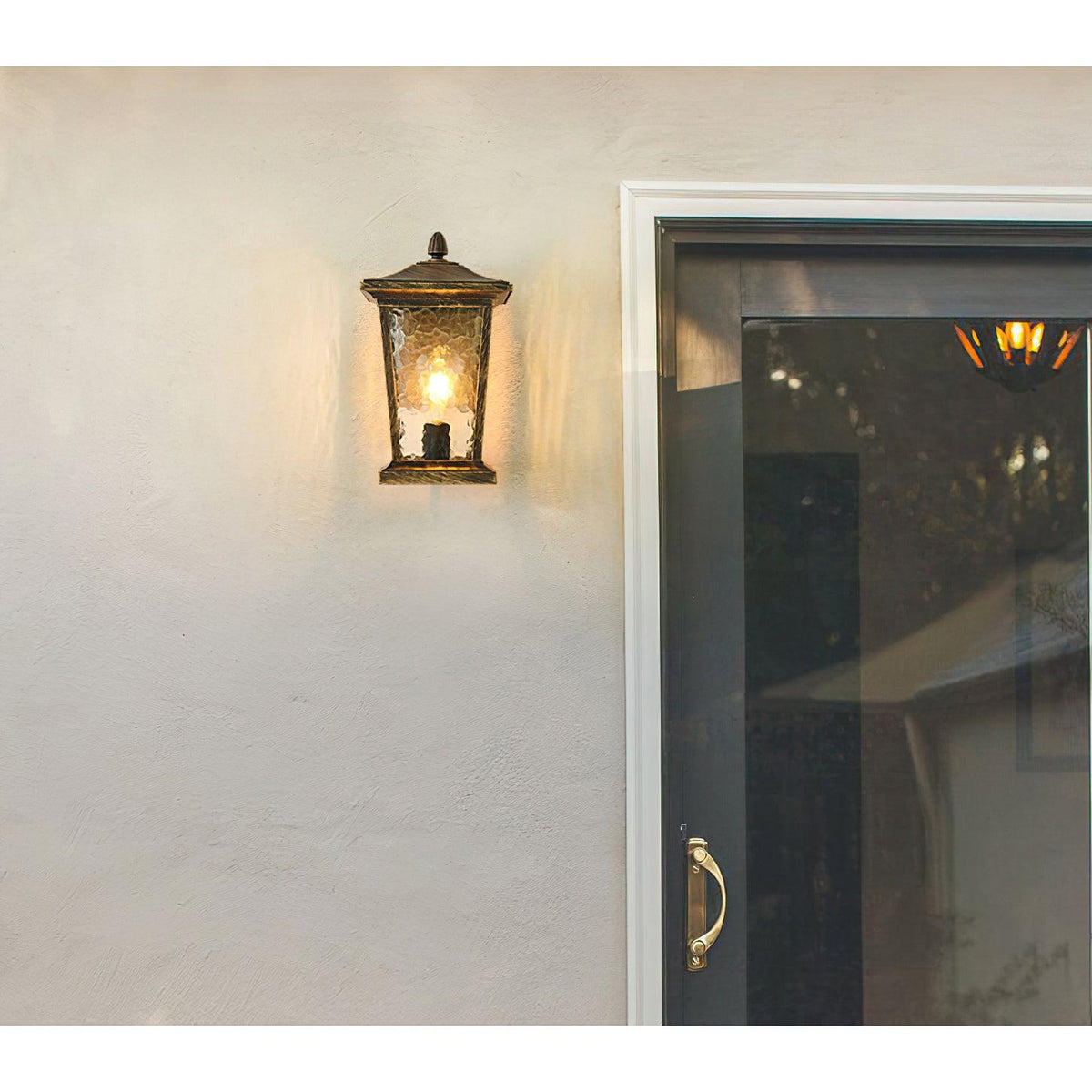 Farol de pared exterior Monfaro en una fachada – imagen 15