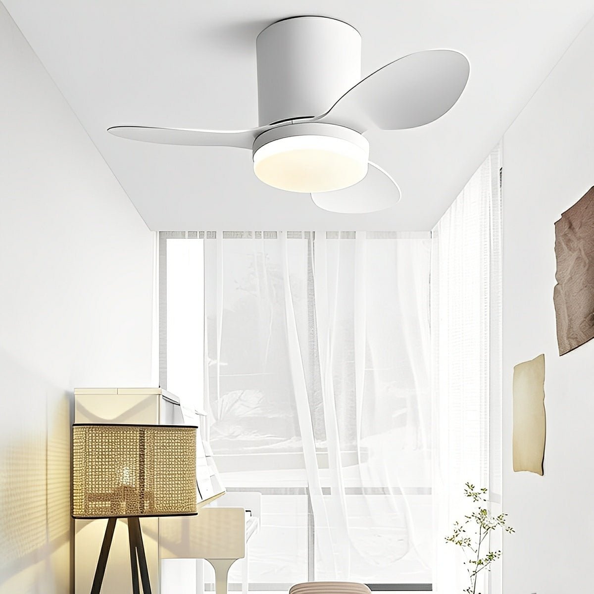 Ventilador de techo con luz Ivelda en un salón nórdico – imagen 9