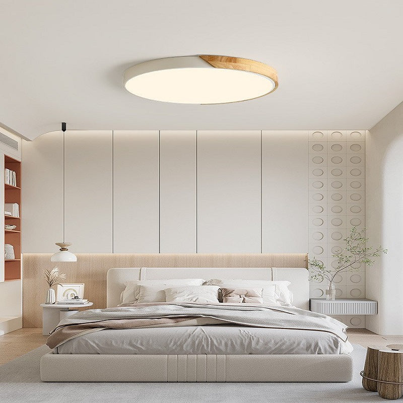 Lámpara de techo nórdica de madera Tilena en un dormitorio sereno – imagen 4