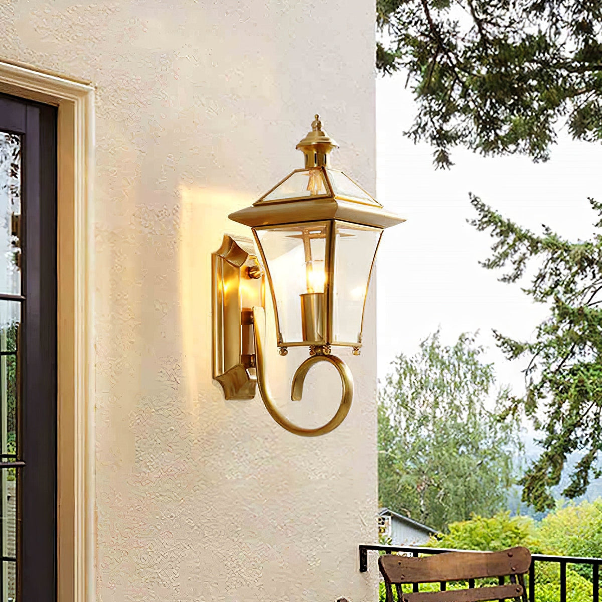 Farol de pared exterior Nurela en una fachada clásica – imagen 9