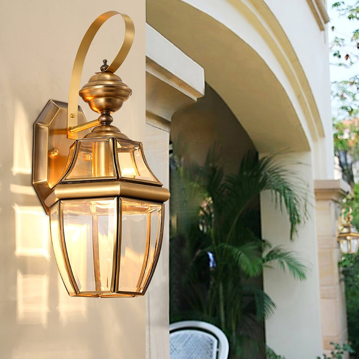 Farol de pared exterior Nurilla en la fachada de una casa – imagen 6