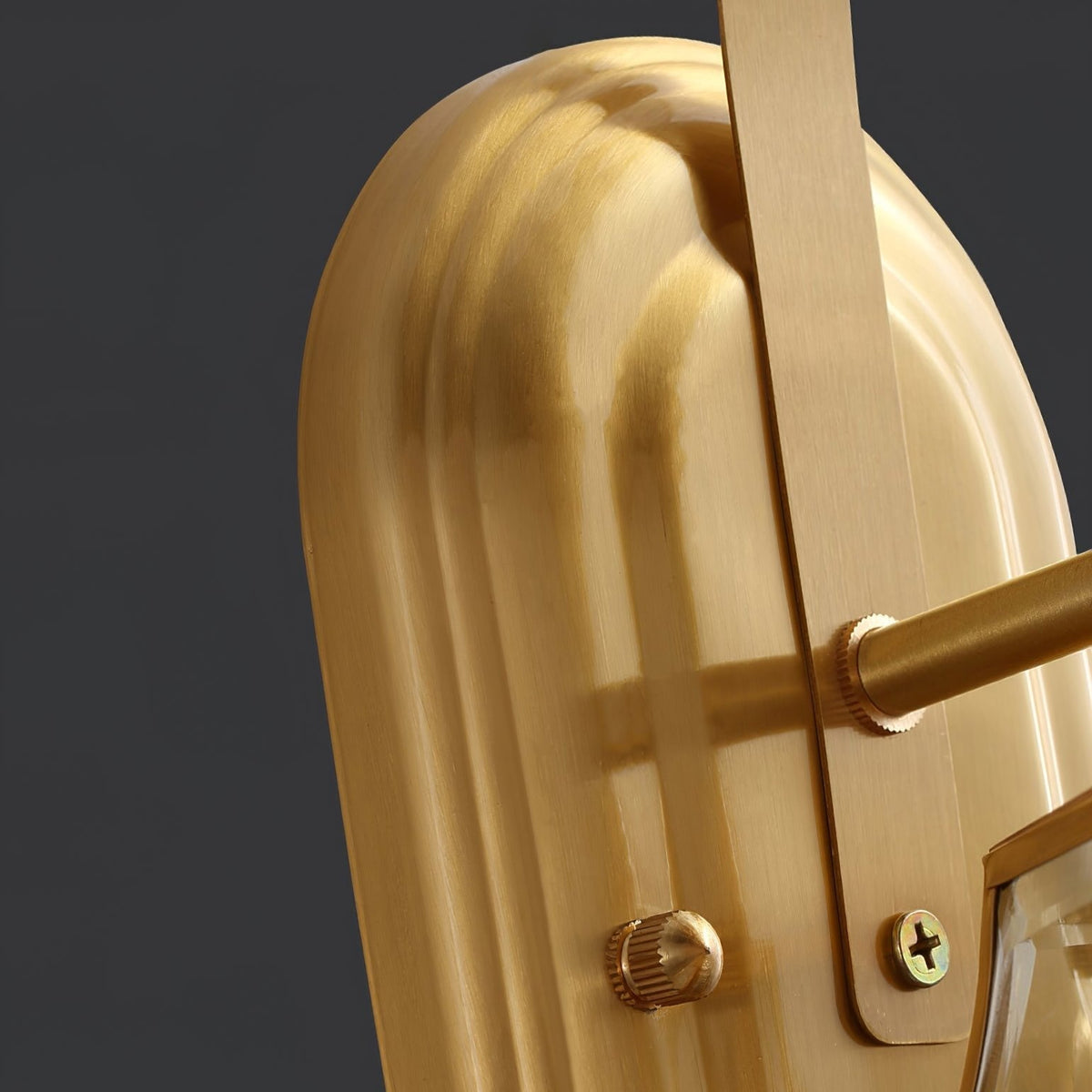 Farol de pared exterior Nurilla – detalle del soporte de pared