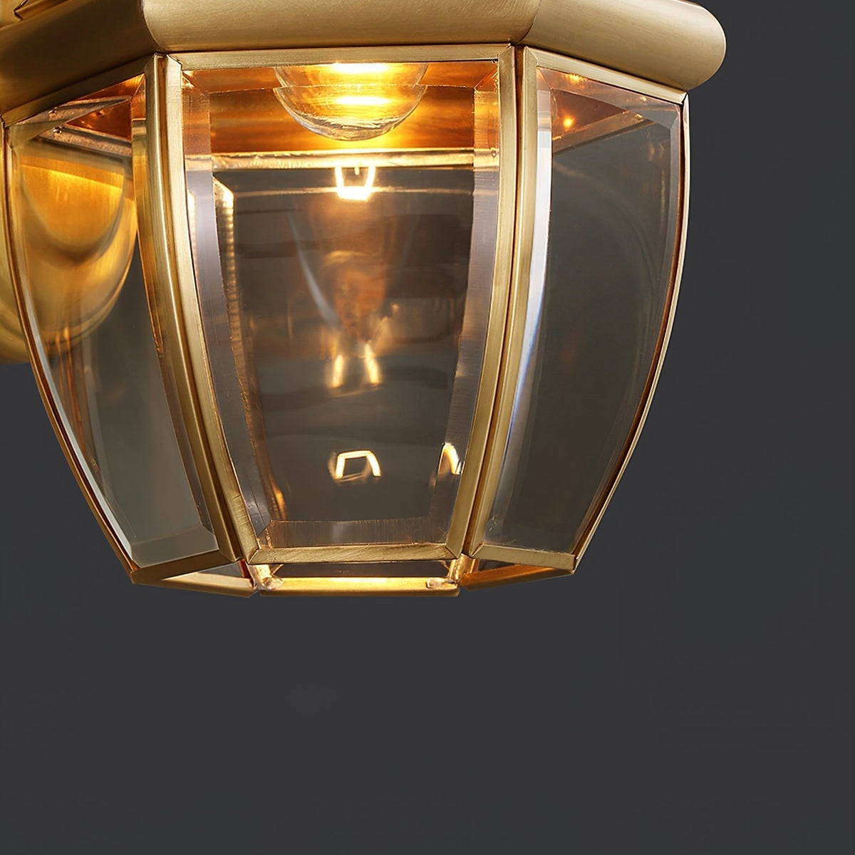 Farol de pared exterior Nurilla en la fachada de una casa – imagen 15