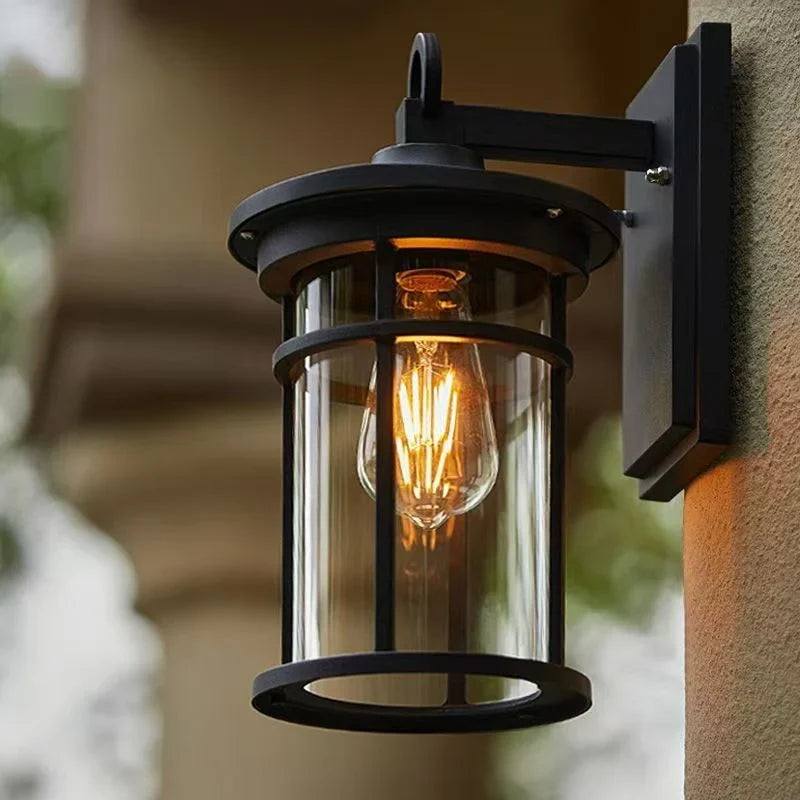 Farol de pared exterior Nyrena en la entrada de una casa – imagen 3
