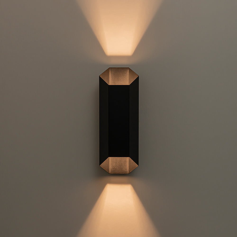 Aplique de pared exterior Obelis – encendido de frente