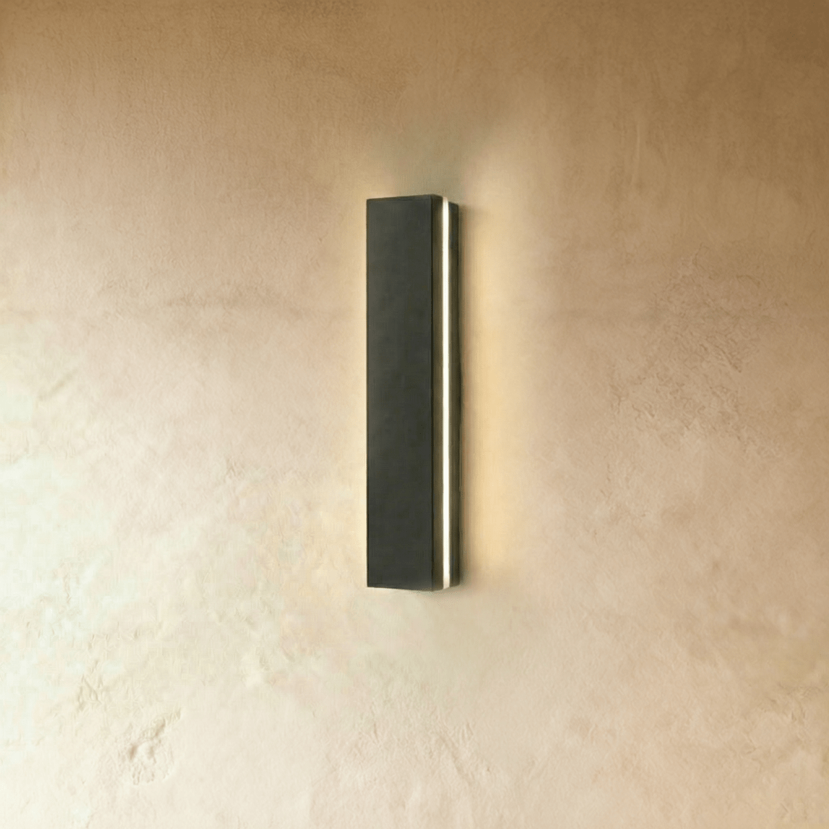 Aplique de pared exterior lineal Ostrina – tamaño 80 cm