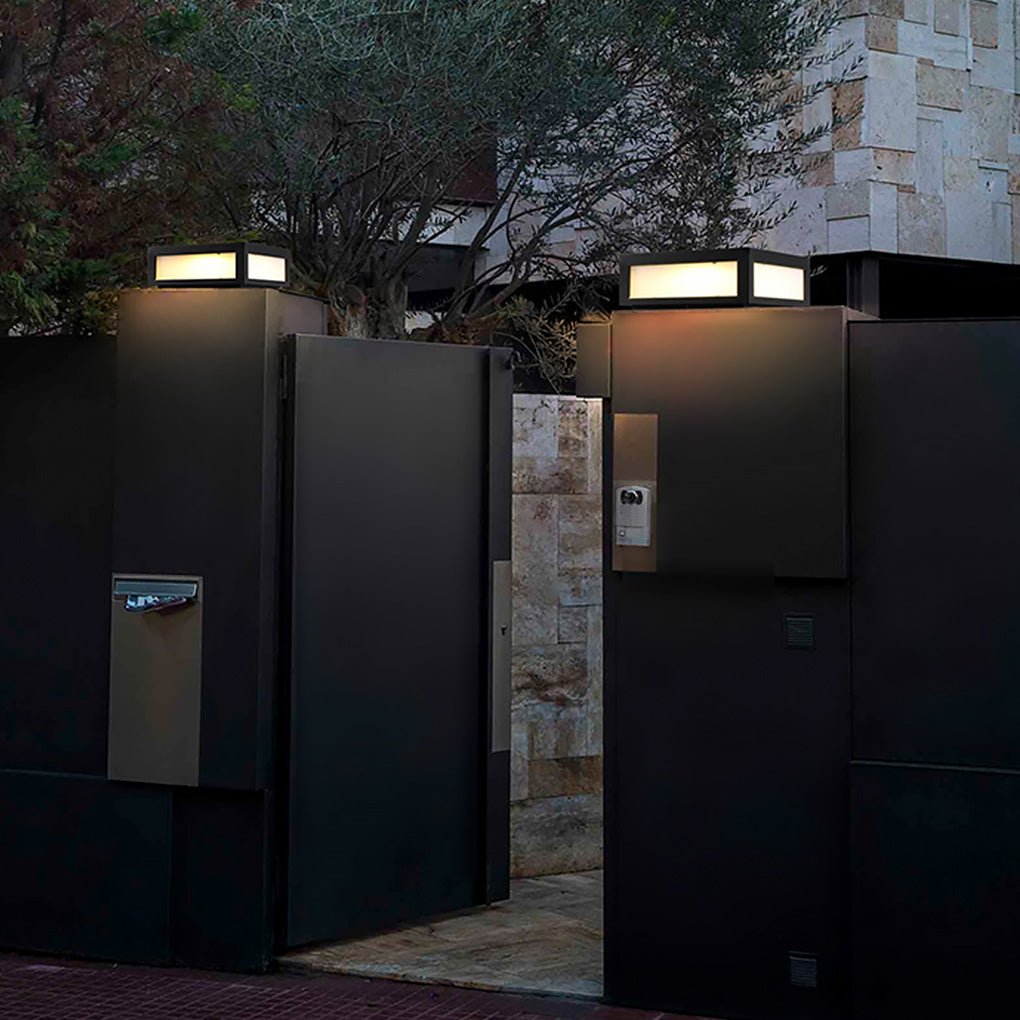 Farol de pilar exterior Kobira cubo LED – vista principal