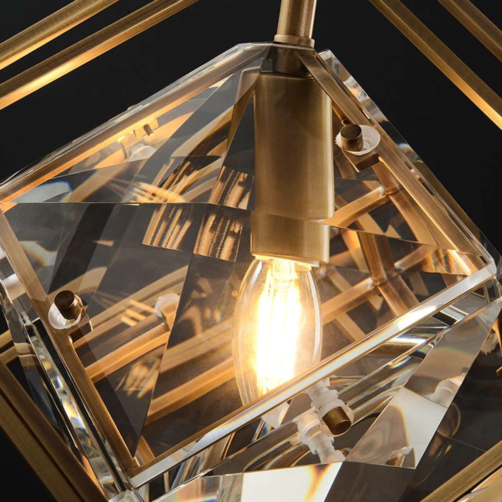 Lámpara colgante geométrica Geomira – detalle del cubo de cristal y la bombilla
