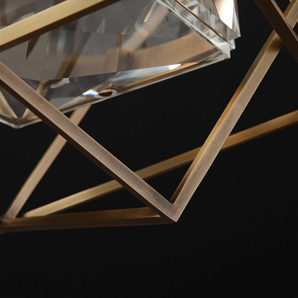 Lámpara colgante geométrica Geomira – detalle de la estructura de latón